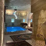 Ξενοδοχείο Palace Cave