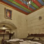Palace Cave 2*