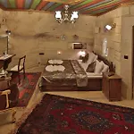 Palace Cave Ξενοδοχείο 2*