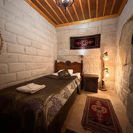 Ξενοδοχείο Palace Cave 2*