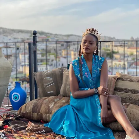 Palace Cave Hotel 2*