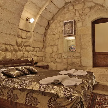 Ξενοδοχείο Palace Cave 2*