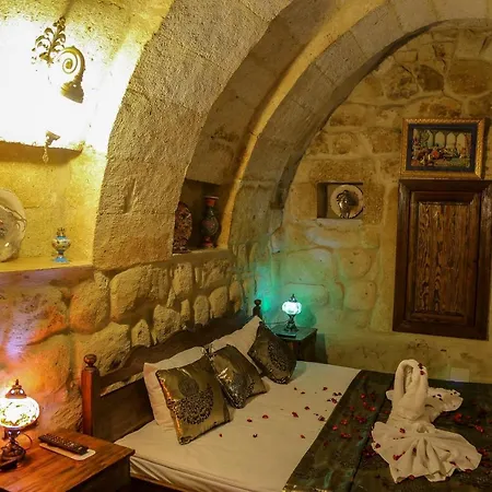 Szálloda Palace Cave