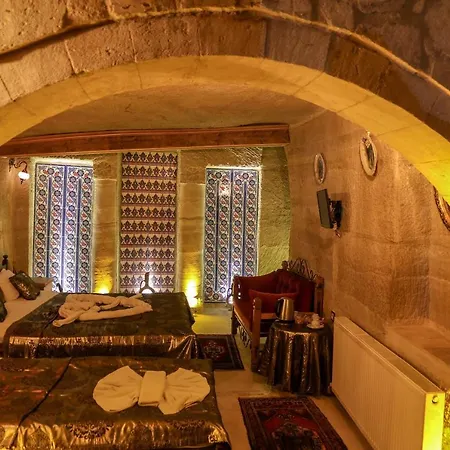 فندق Palace Cave 2*