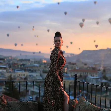 Hotel Palace Cave 2*