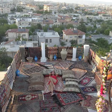 فندق Palace Cave غوريمِيه