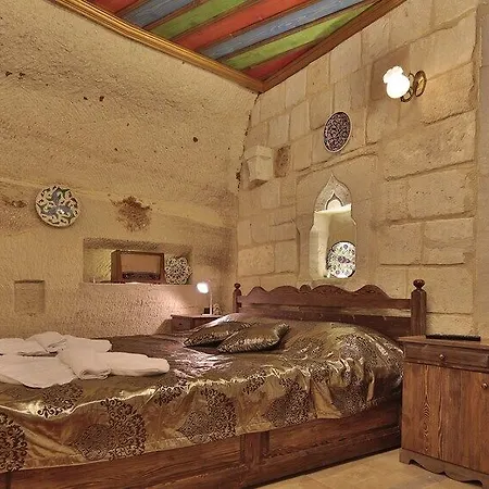 Hotel Palace Cave