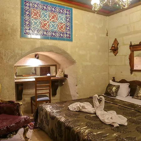Palace Cave Göreme