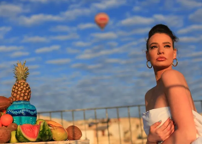 Palace Cave Ξενοδοχείο 2*